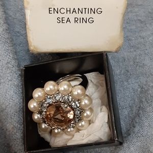 AVON ENCHANTING SEA RING